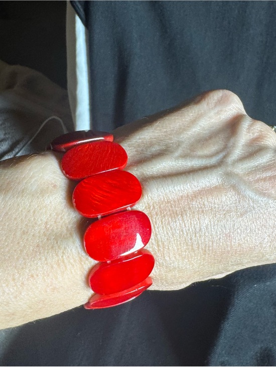 Jewelry - Red Resin Oval Stretch Bracelet - Women Jewelry